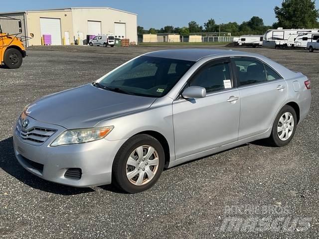 Toyota Camry Otomobiller