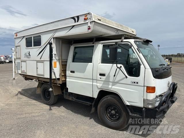 Toyota DYNA Flatbed kamyonlar