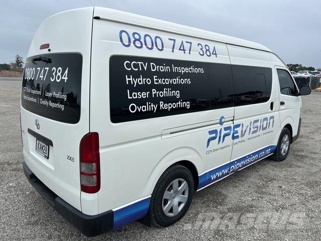 Toyota HiAce Panel vanlar