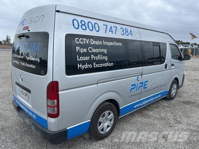 Toyota HiAce Panel vanlar