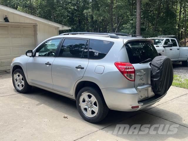 Toyota RAV4 Otomobiller