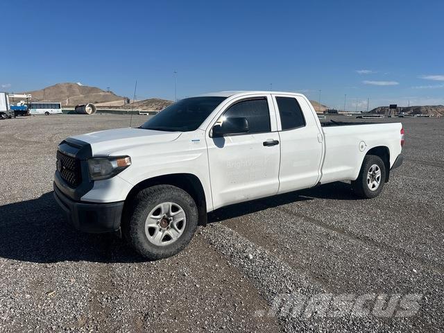 Toyota Tundra Pikaplar