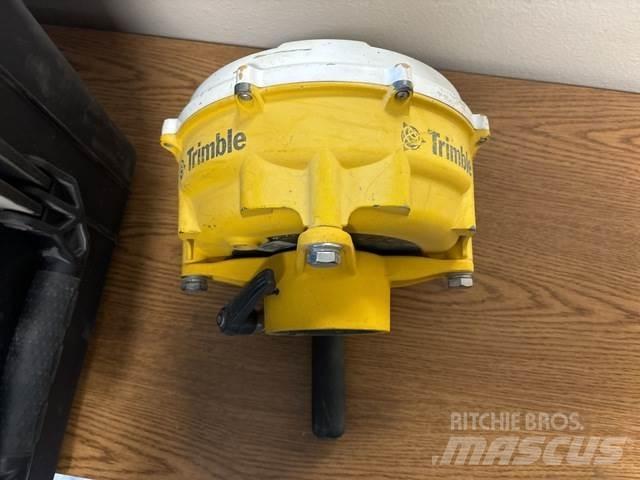 Trimble  Diger
