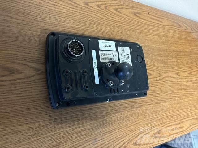 Trimble CB460 Diger