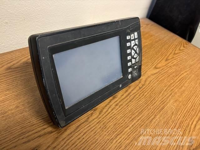 Trimble CB460 Diger