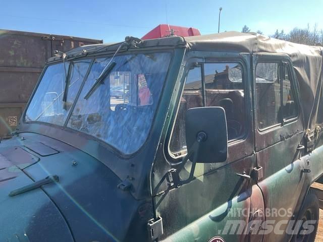  UAZ 469B Otomobiller