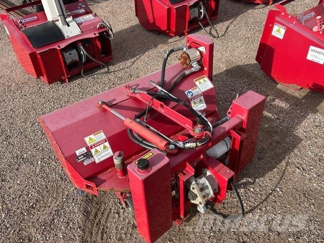 Ventrac NJ380 Süpürgeler