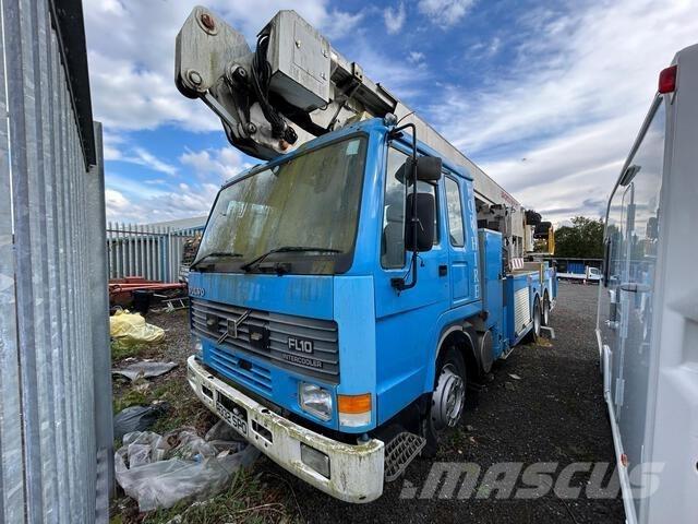 Volvo  Araç üstü platformlar