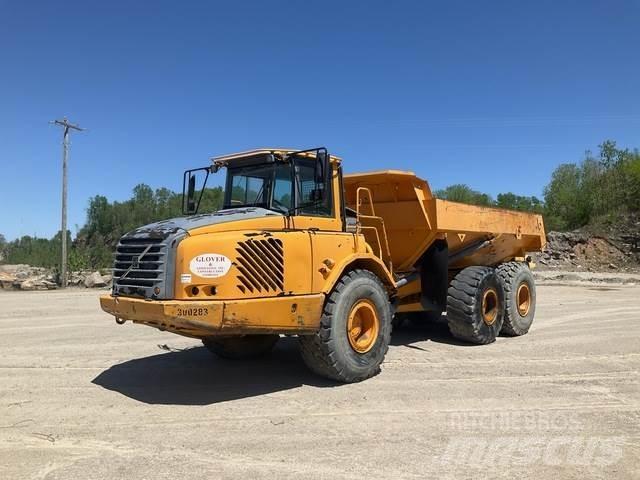 Volvo A25D Belden kirma kaya kamyonu