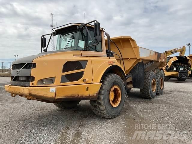 Volvo A25F Belden kirma kaya kamyonu