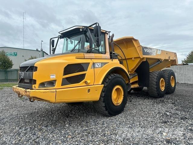 Volvo A25F Belden kirma kaya kamyonu