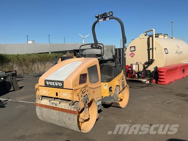 Volvo DD25B Çift tamburlu silindirler