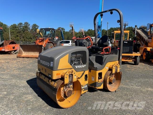 Volvo DD35B Çift tamburlu silindirler