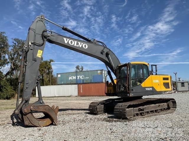 Volvo EC220EL Paletli ekskavatörler
