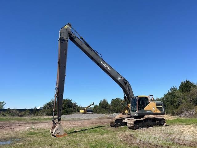 Volvo EC300ELR Paletli ekskavatörler