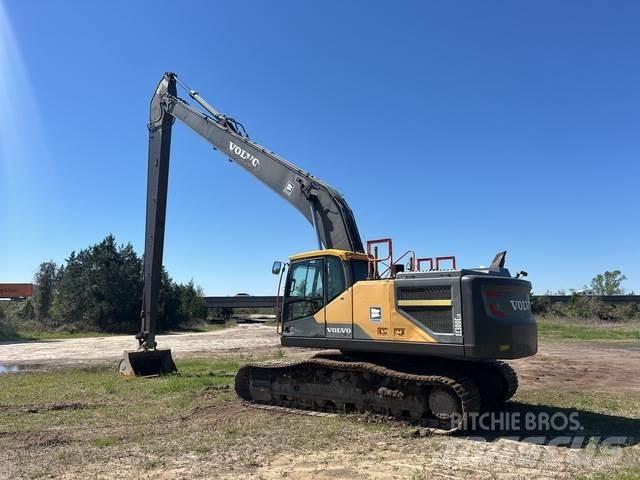Volvo EC300ELR Paletli ekskavatörler