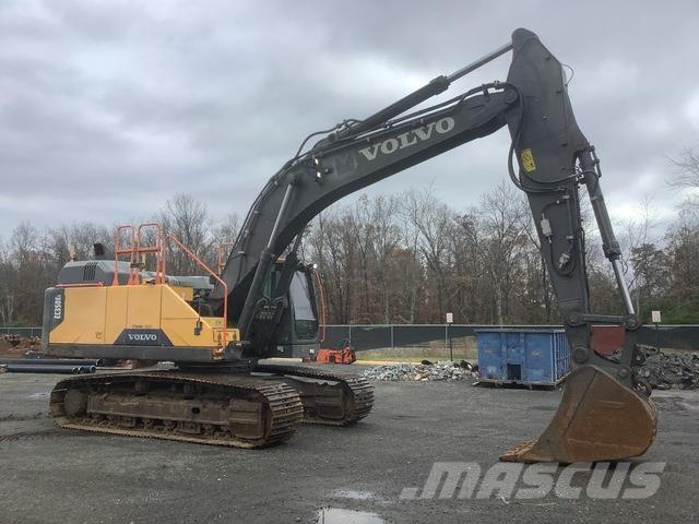 Volvo EC350EL Paletli ekskavatörler