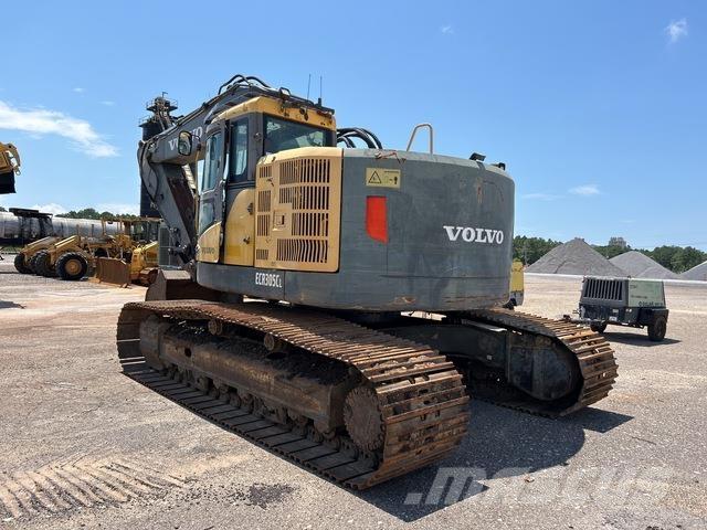 Volvo ECR305CL Paletli ekskavatörler