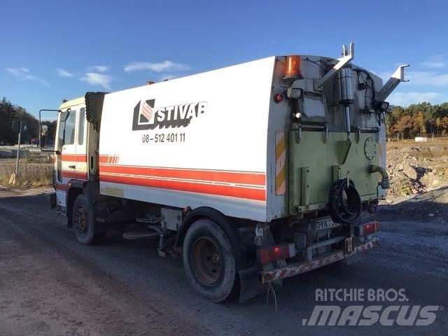 Volvo FL611 Süpürme kamyonları