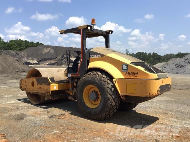 Volvo SD115B Tek tamburlu silindirler