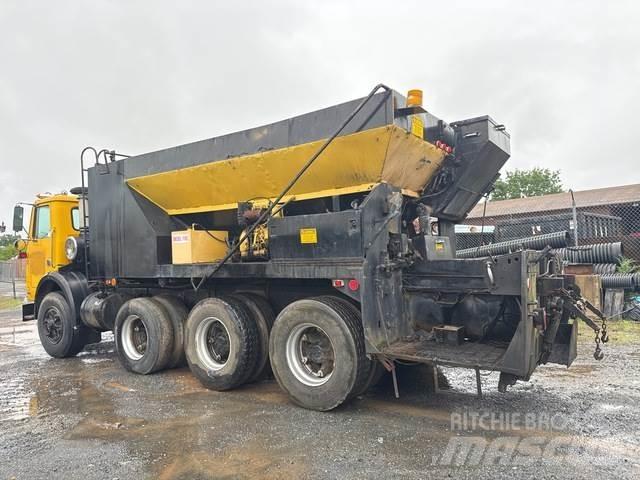 Volvo Slurry Diger kamyonlar