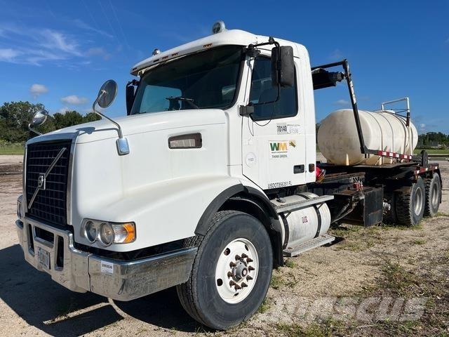 Volvo VHD64 Hidroliftli kamyonlar