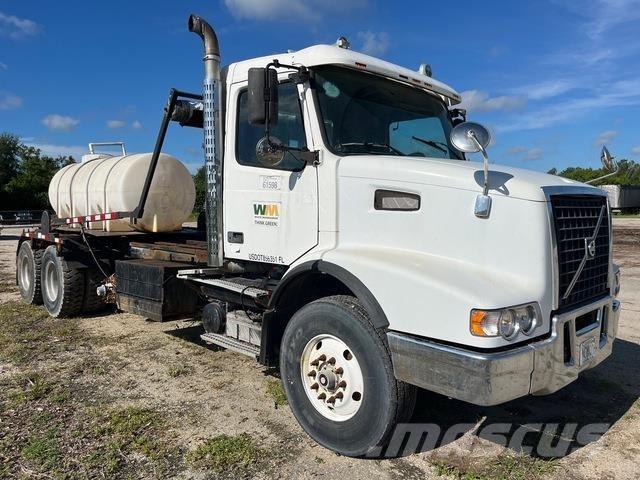 Volvo VHD64 Hidroliftli kamyonlar