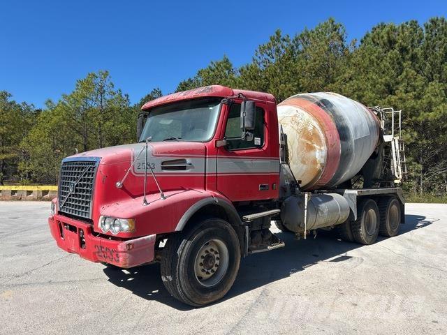 Volvo VHD64B Diger kamyonlar