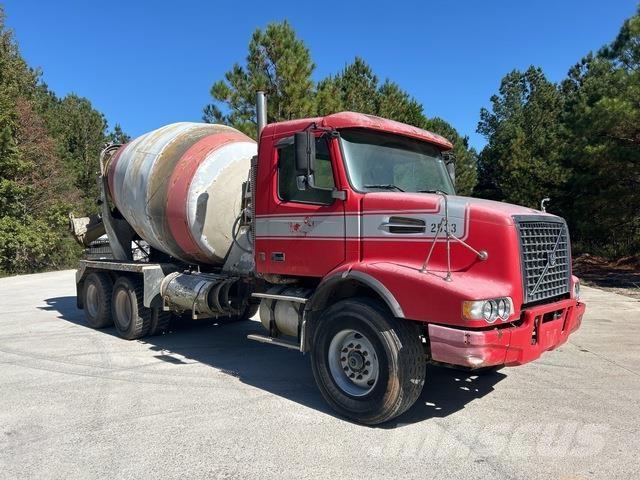 Volvo VHD64B Diger kamyonlar