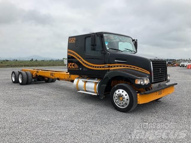 Volvo VHD64F Kabinler