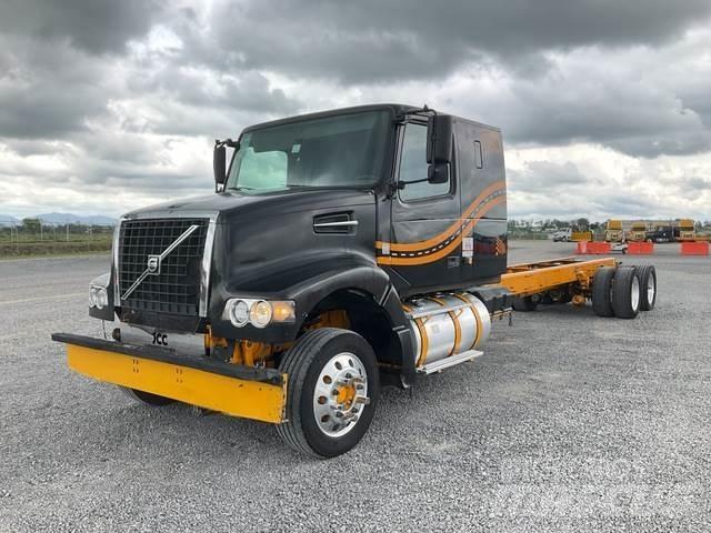 Volvo VHD64F Kabinler