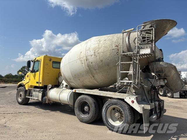 Volvo VHD64F Diger kamyonlar