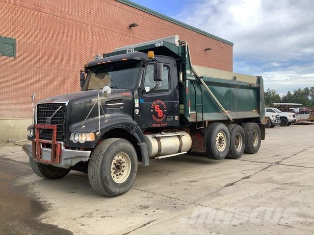 Volvo VHD84F Damperli kamyonlar