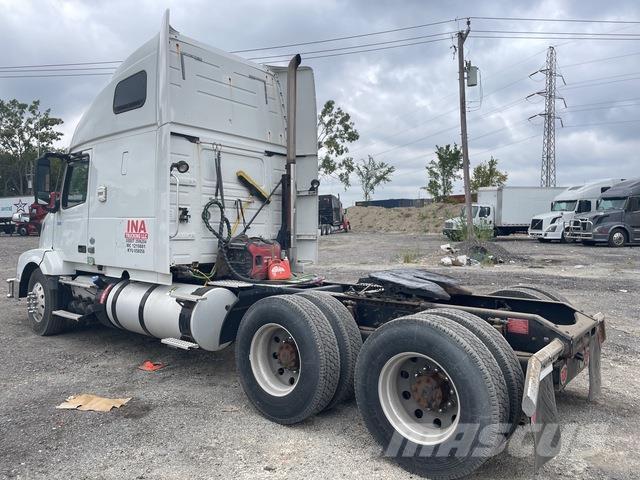 Volvo VLN670 Çekiciler