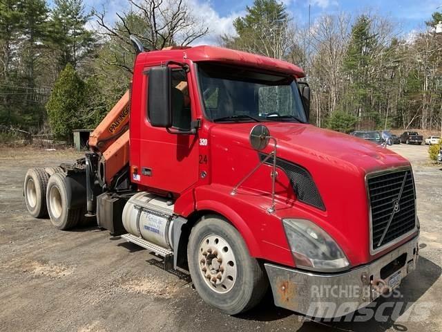 Volvo VNL Diger