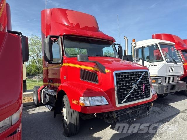 Volvo VNM42T Çekiciler