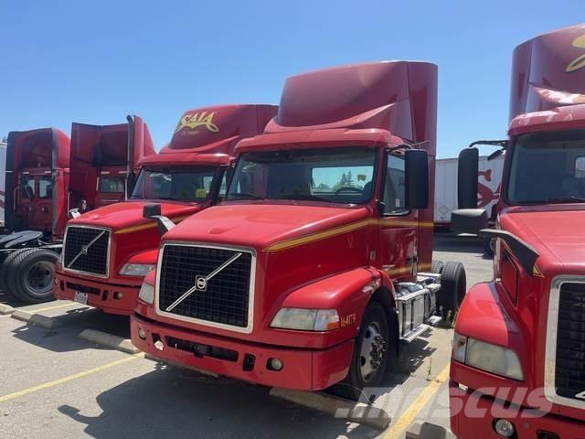 Volvo VNM42T Çekiciler