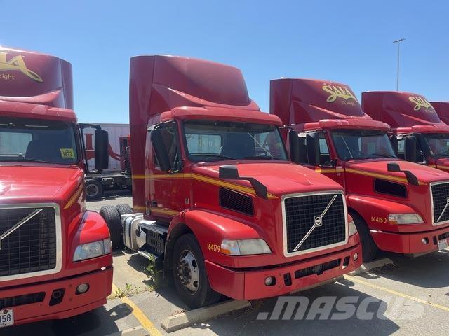 Volvo VNM42T Çekiciler