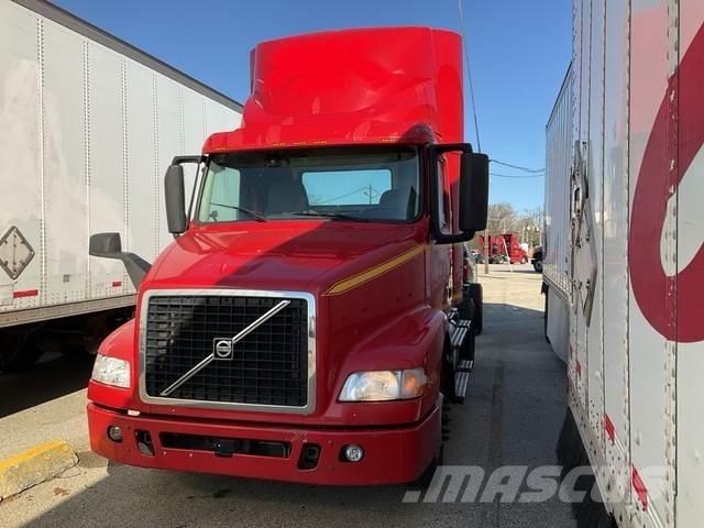 Volvo VNM42T Çekiciler