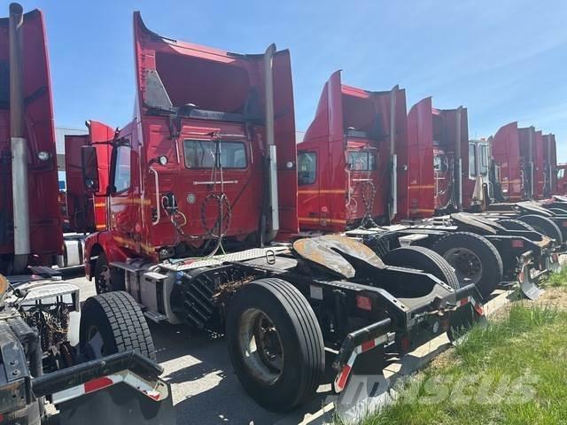 Volvo VNM42T Çekiciler