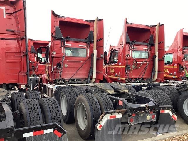 Volvo VNM64T Çekiciler