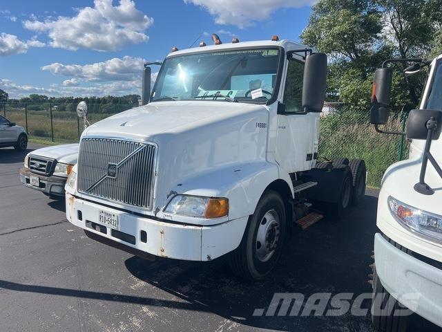 Volvo VNM64T Çekiciler