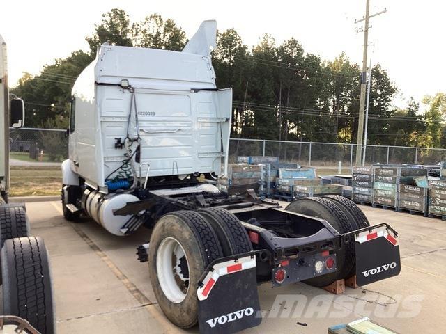 Volvo VNR64T Çekiciler