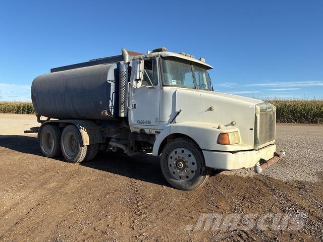 White Aero Su tankerleri