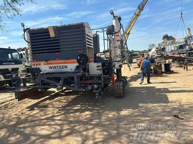 Wirtgen SP25 Beton sericiler