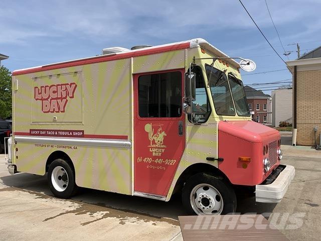 Workhorse P42 İçecek kamyonları