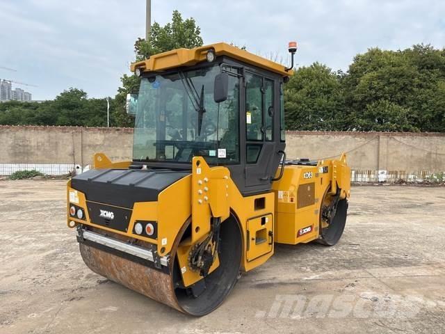 XCMG XD83 Çift tamburlu silindirler