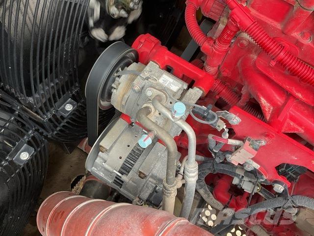 XCMG XE700GK Paletli ekskavatörler