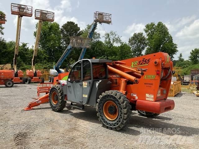 Xtreme XR1255 Teleskopik yükleyiciler