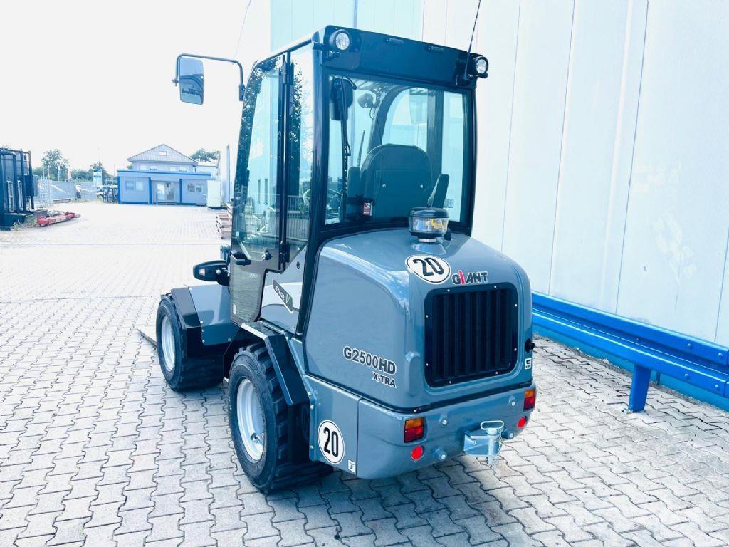 GiANT G2500 X-TRA HD Tekerlekli yükleyiciler